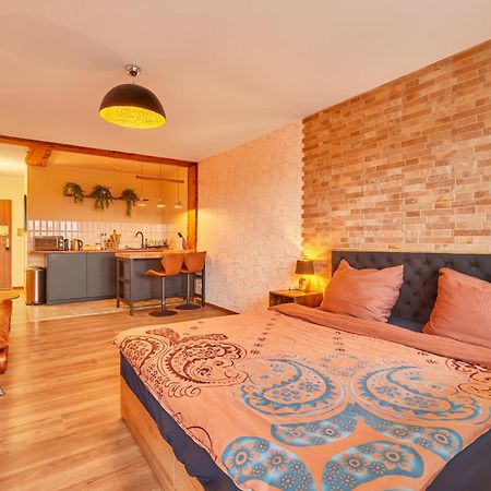 Ferienwohnung *Neues Loft*- Nahe Frankfurter Flughafen + Bahnhof Neu-Isenburg Exterior foto