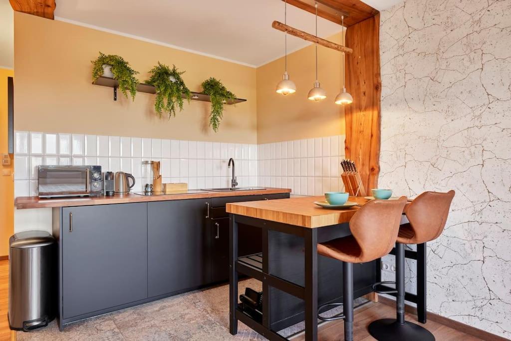 Ferienwohnung *Neues Loft*- Nahe Frankfurter Flughafen + Bahnhof Neu-Isenburg Exterior foto